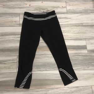Lululemon crop pants
